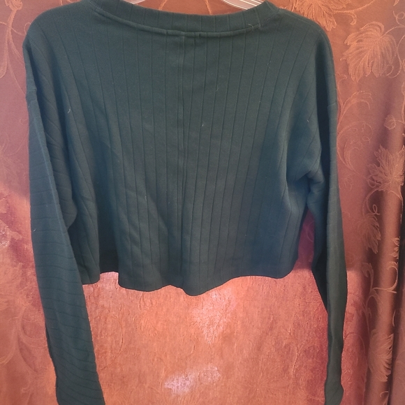 Tops - Picture 3 of 3